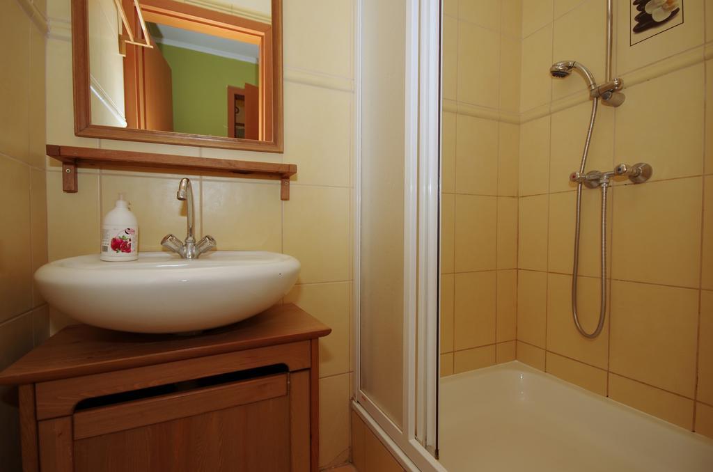 Vararok Apartman Гюла Екстериор снимка